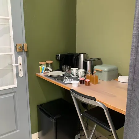 Chambre en Drôme Tropicale-3